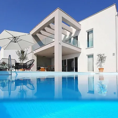Holiday home North