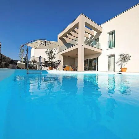 Holiday home North
